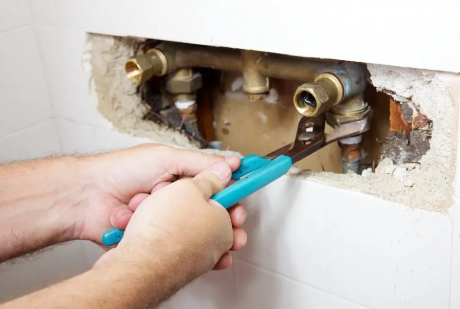 Concealed Pipe Leak Repair