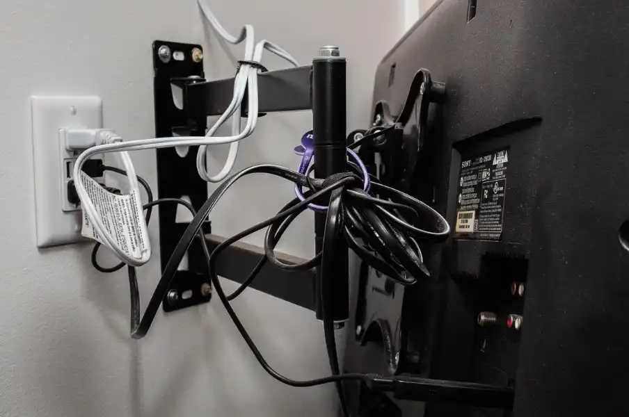 Cable Concealment & Clean Installation